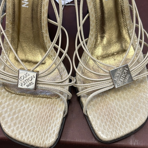 VINTAGE gold Louis Vuitton wedges - Picture 4 of 4